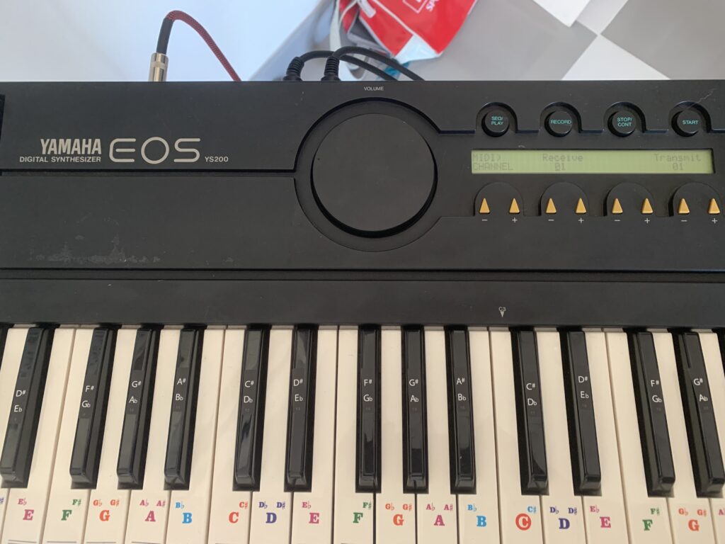 Yamaha EOS YS200